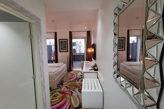 A Hotels - photo 2