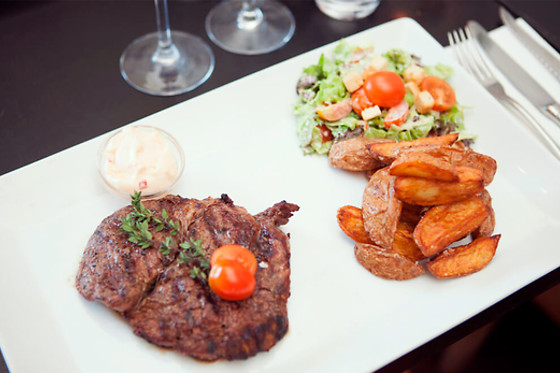 Restaurant Couloir - photo 1