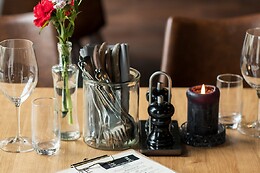 EKTE - BRASSERIE & BAR