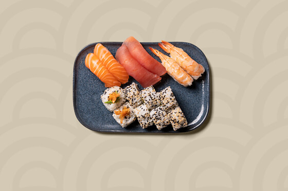 Yoomii Sushi - photo 1