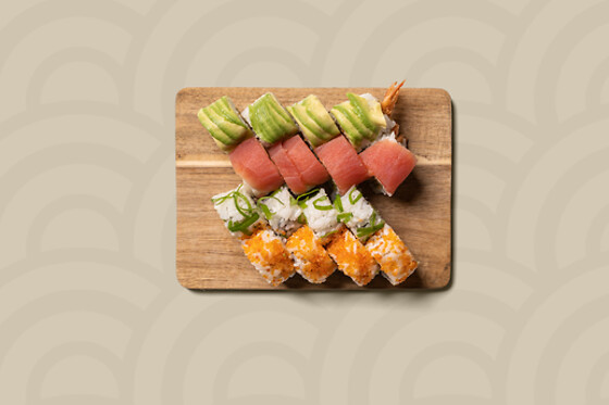 Yoomii Sushi - photo 0
