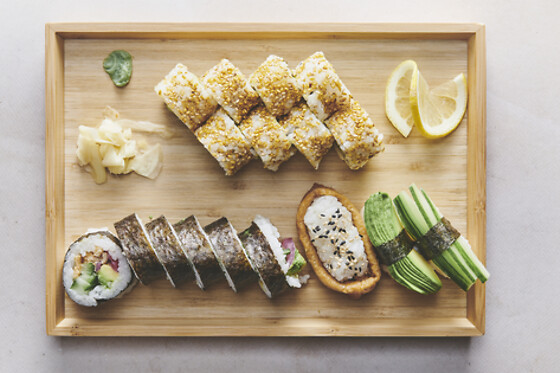 Yoomii Sushi - photo 3