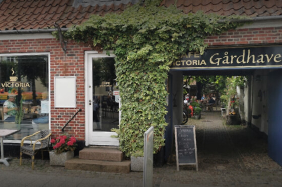 Cafe Victoria - photo 1