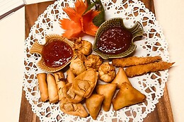 Ploy Cafe & Thai Restaurant