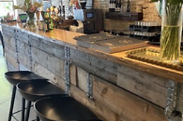 Ploy Cafe & Thai Restaurant