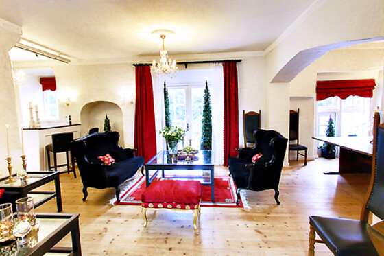 Vrå Slotshotel - photo 17