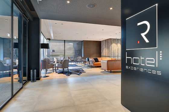 R hotel experiences - photo 9