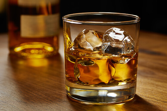 DISPENSARY WHISKEYSMAGNING