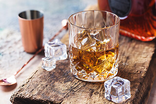 DISPENSARY WHISKEYSMAGNING