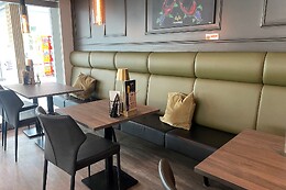 Cafe Pyramiden