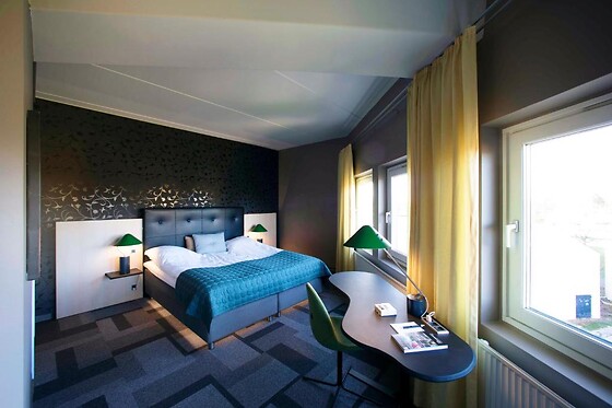 Hotel Lautrup Park - photo 0